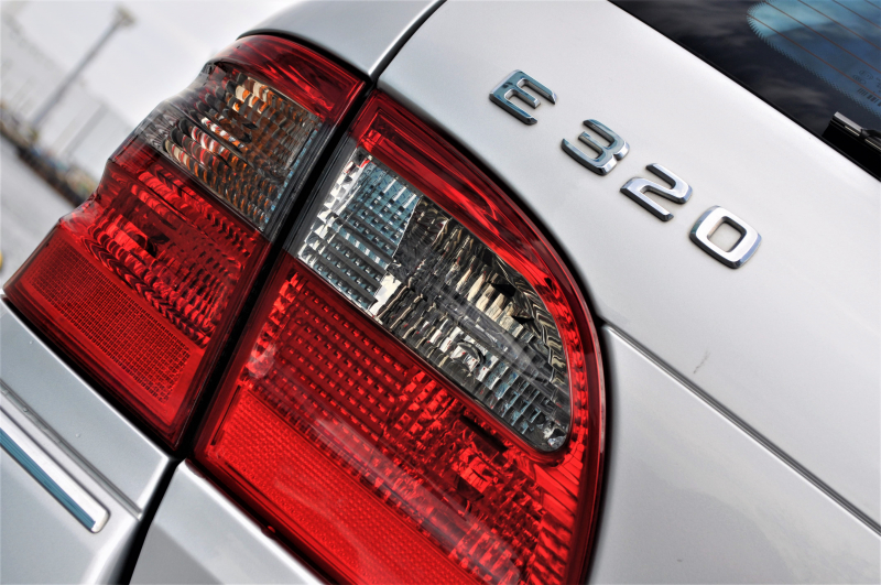 メルセデスベンツ Eクラス 中古車