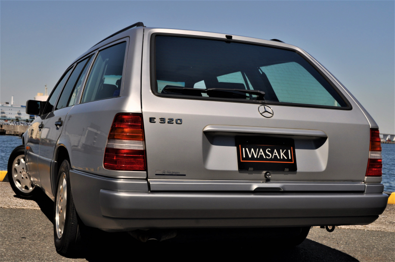 メルセデスベンツ Eクラス 