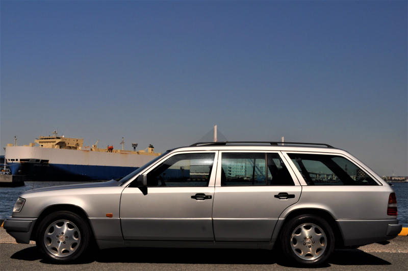 メルセデスベンツ Eクラス 