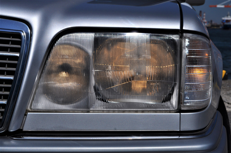 メルセデスベンツ Eクラス 