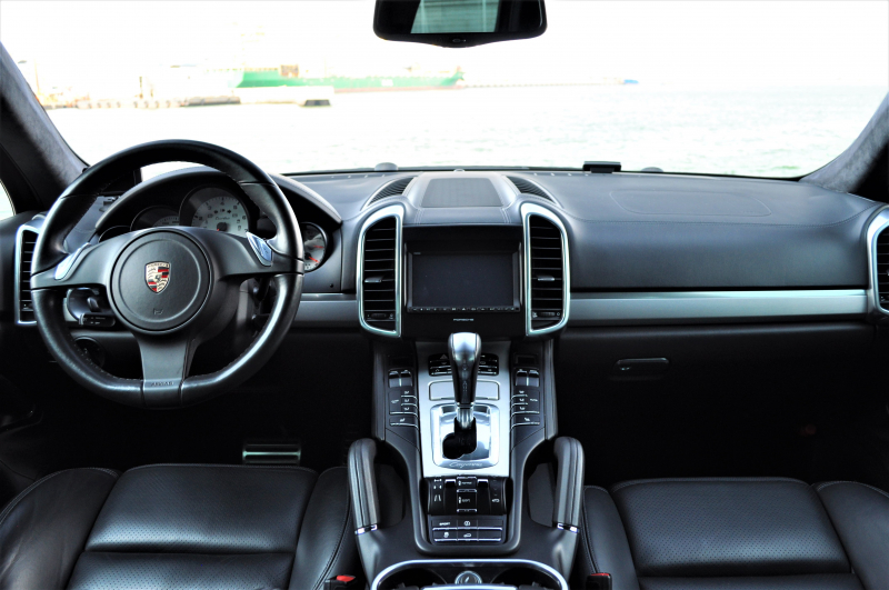 ポルシェ カイエン 中古車