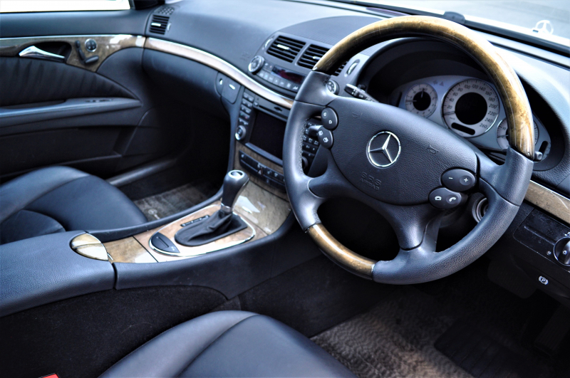 メルセデスベンツ Eクラス 中古車