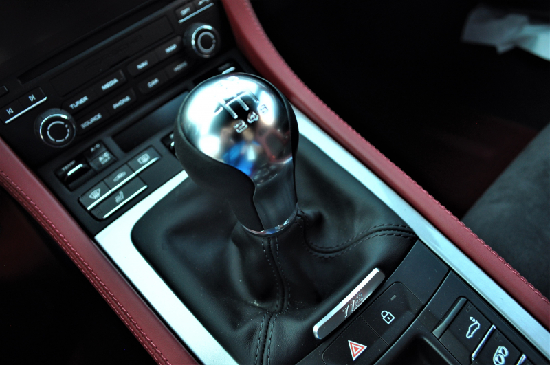 ポルシェ 718スパイダー 新車