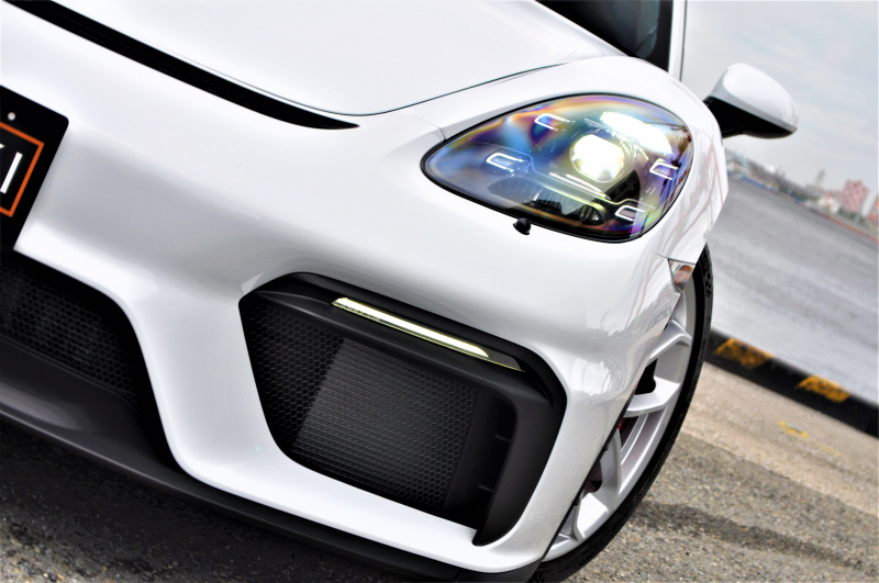 ポルシェ 718スパイダー 新車