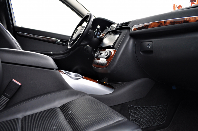 AMG Rクラス 中古車