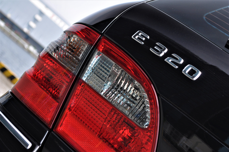 メルセデスベンツ Eクラス 中古車