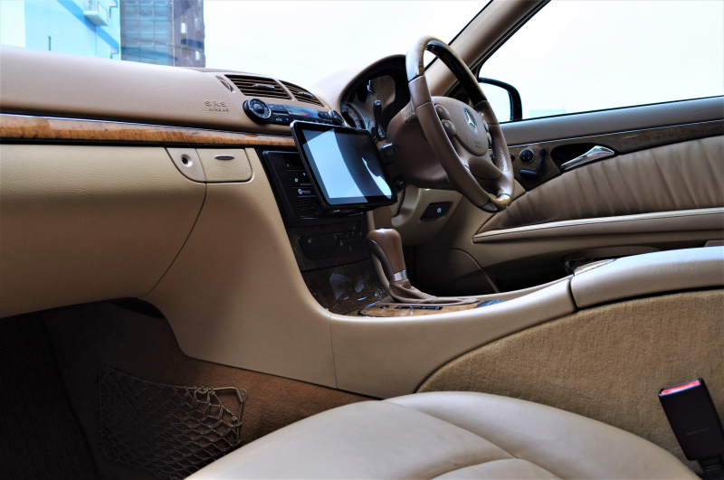 メルセデスベンツ Eクラス 中古車