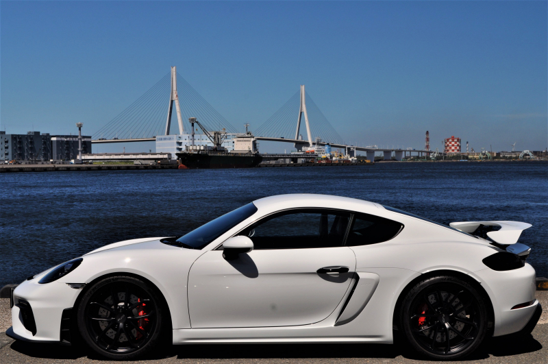 ポルシェ 718 ケイマン 現行モデル718ケイマンGT4登録済み新車未 ポルシェ 718 ケイマン 現行モデル718ケイマンGT4登録済み新車未
