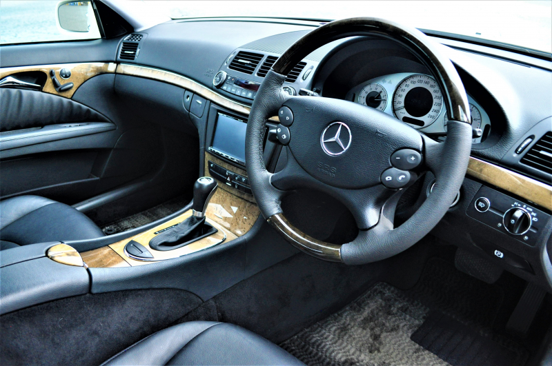 メルセデスベンツ Eクラス 中古車