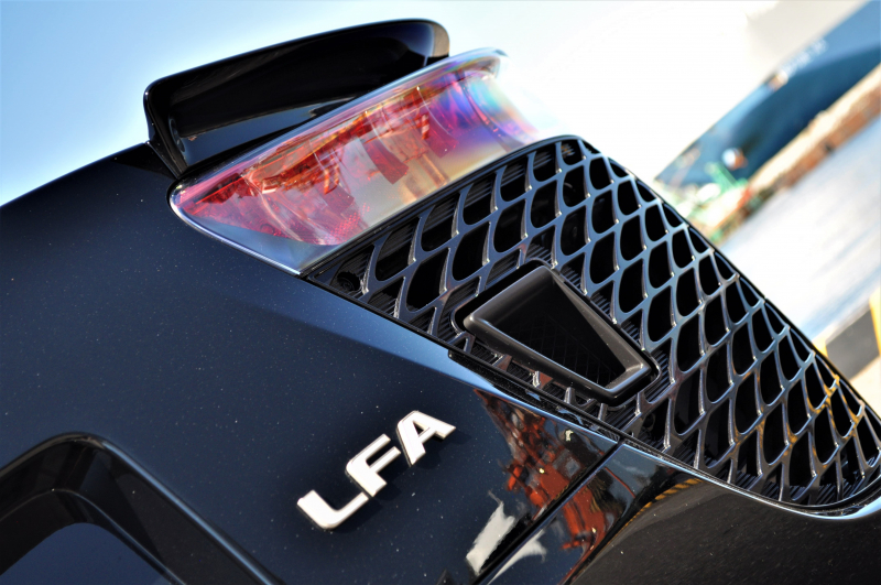 レクサス LFA 中古車