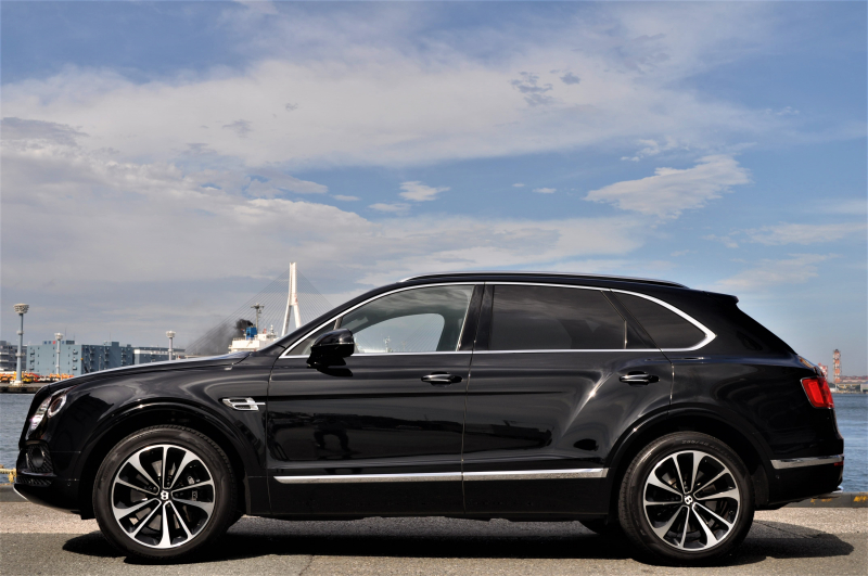 ベントレー ベンテイガ 中古車