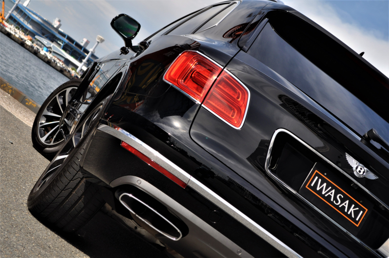 ベントレー ベンテイガ 中古車