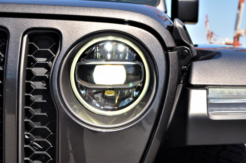 ジープ グラディエーター 新車