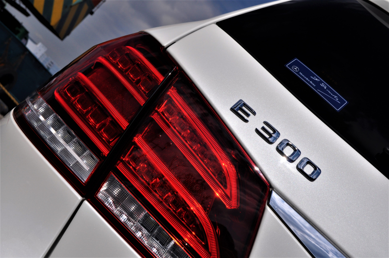 メルセデスベンツ Eクラス 中古車