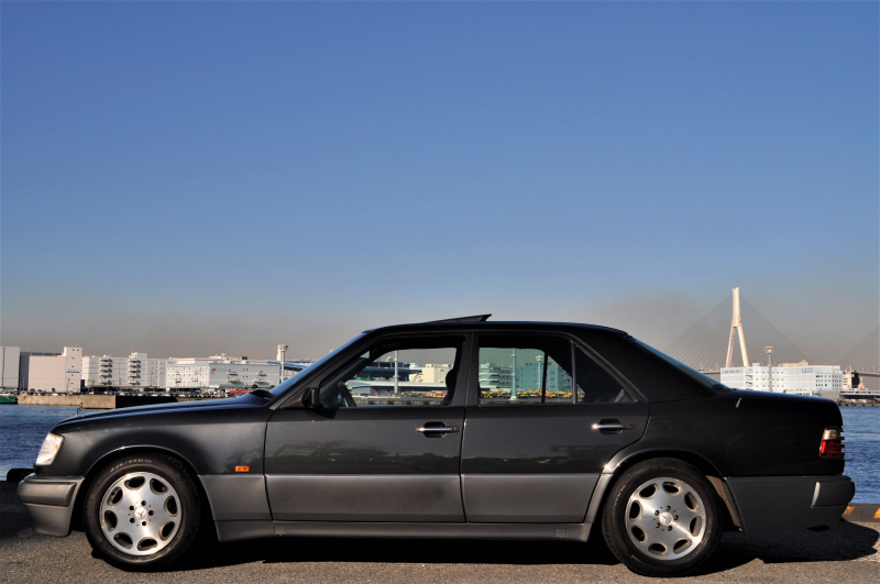 メルセデスベンツ Eクラス 中古車