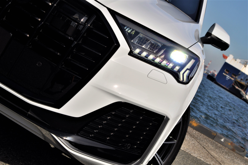 アウディ Q7 中古車