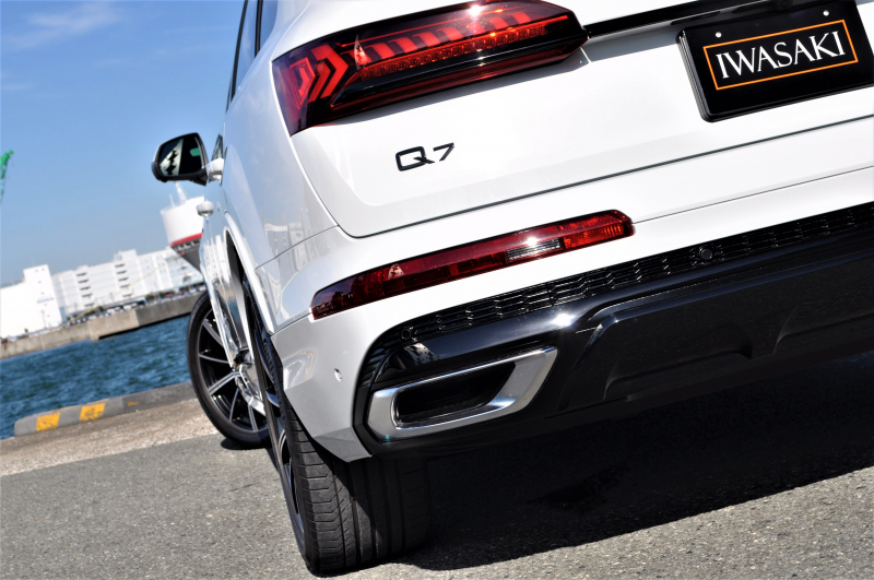 アウディ Q7 中古車