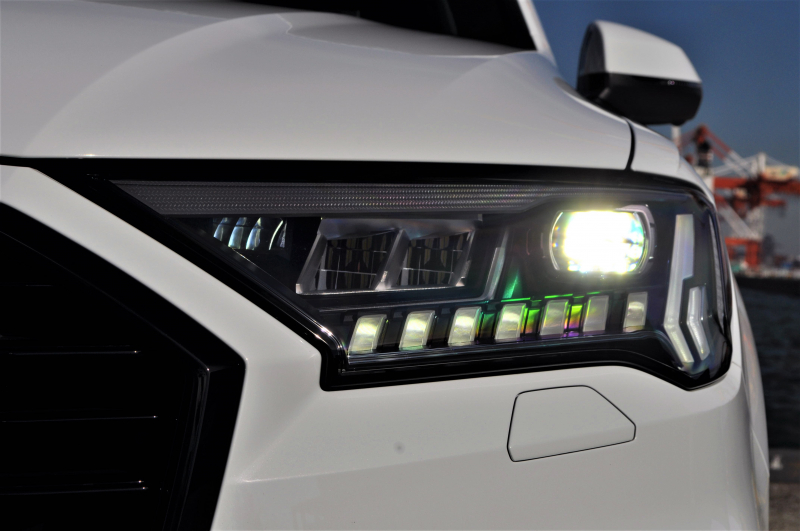 アウディ Q7 中古車