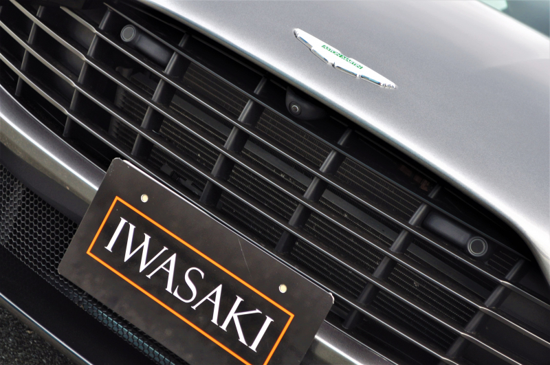 アストンマーティン DB11 中古車