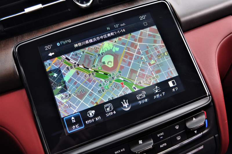 マセラティ クアトロポルテ 中古車