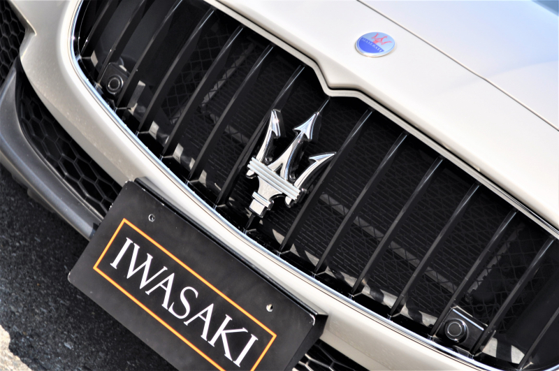 マセラティ クアトロポルテ 中古車