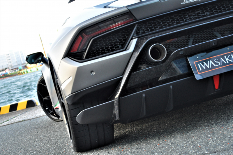 ランボルギーニ ウラカン 中古車