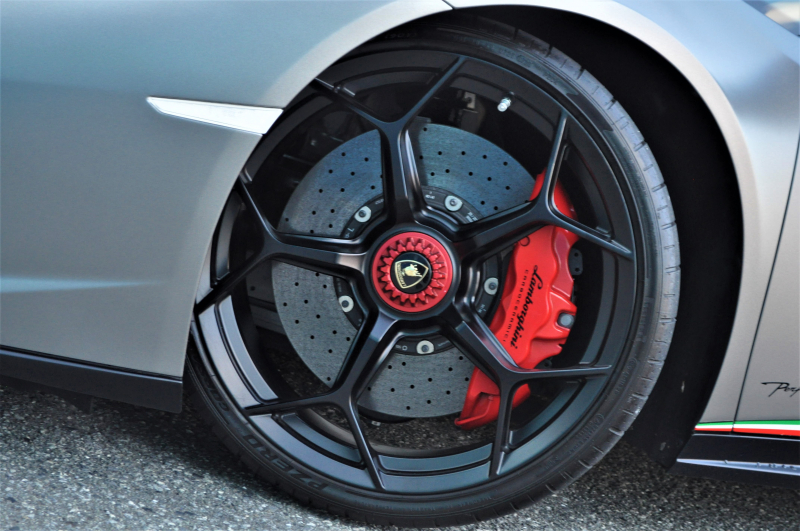 ランボルギーニ ウラカン 中古車