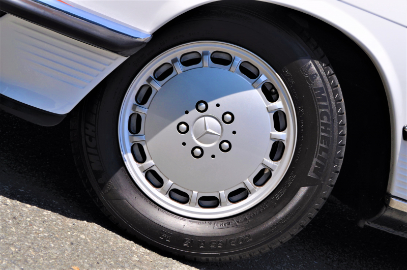 メルセデスベンツ SLクラス 中古車