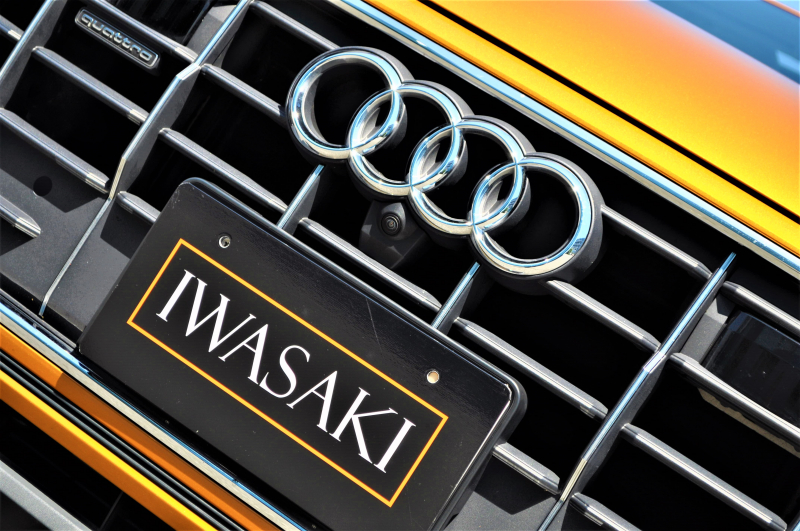 アウディ Q8 中古車