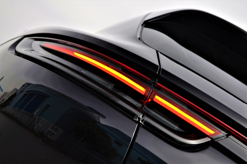 ポルシェ パナメーラ 中古車