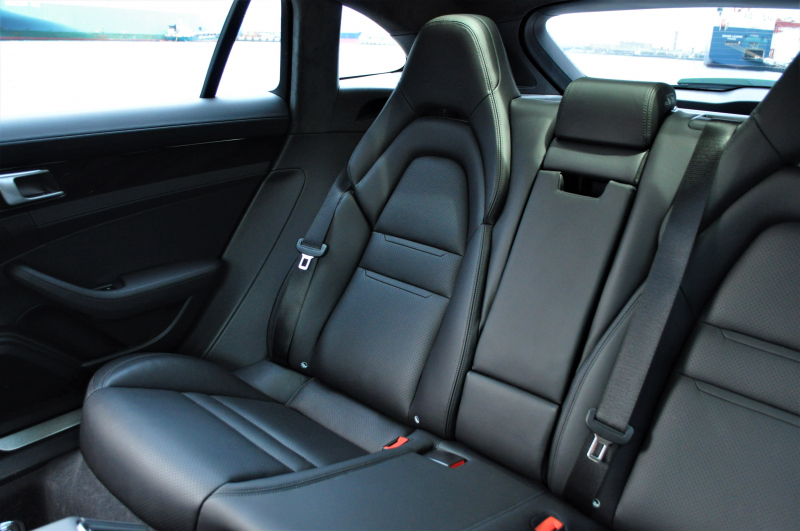 ポルシェ パナメーラ 中古車