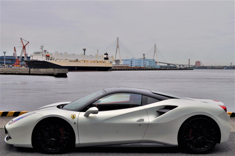 フェラーリ 488GTB 中古車