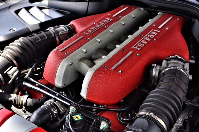 フェラーリ FF 中古車