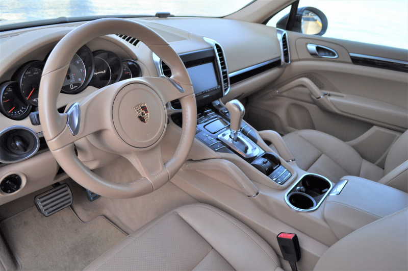 ポルシェ カイエン 中古車