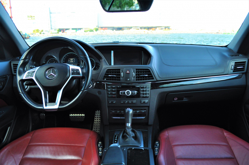 メルセデスベンツ Eクラス 中古車