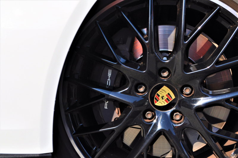 ポルシェ パナメーラ 中古車