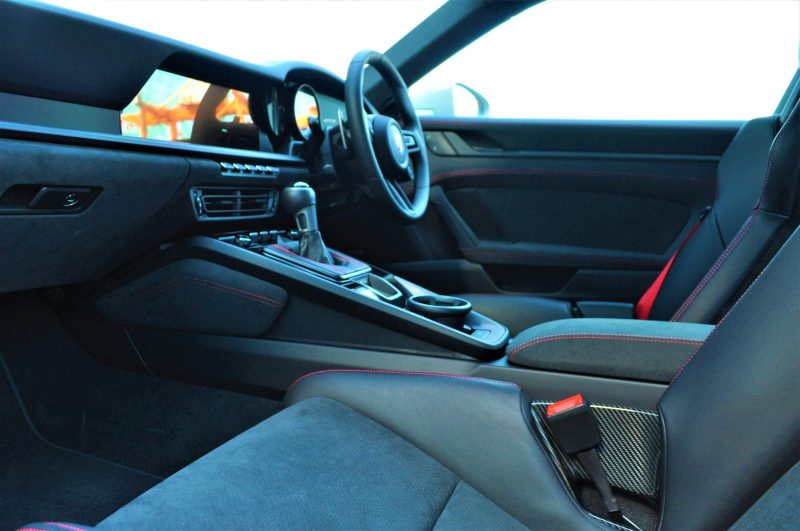 ポルシェ 911(Type992) 中古車