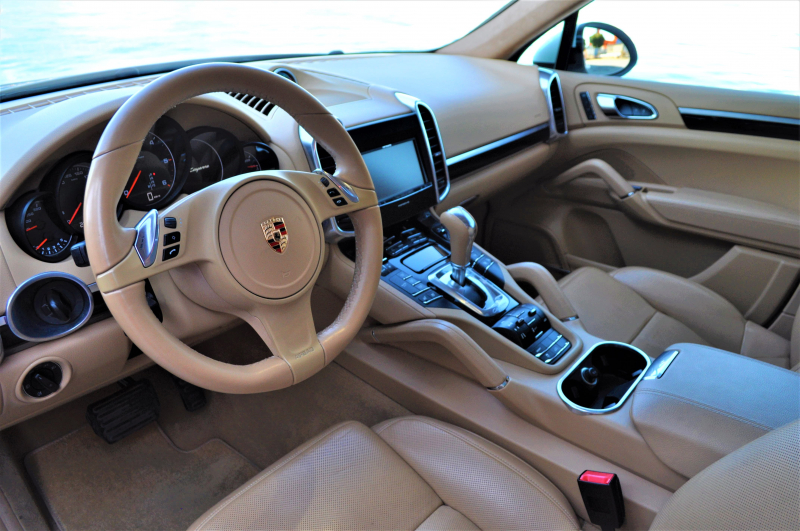 ポルシェ カイエン 中古車