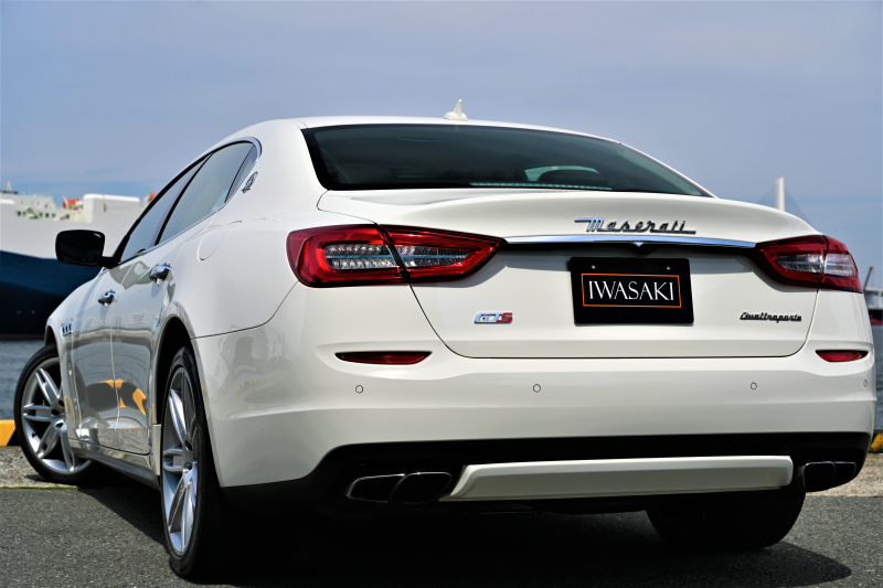 マセラティ クアトロポルテ 中古車