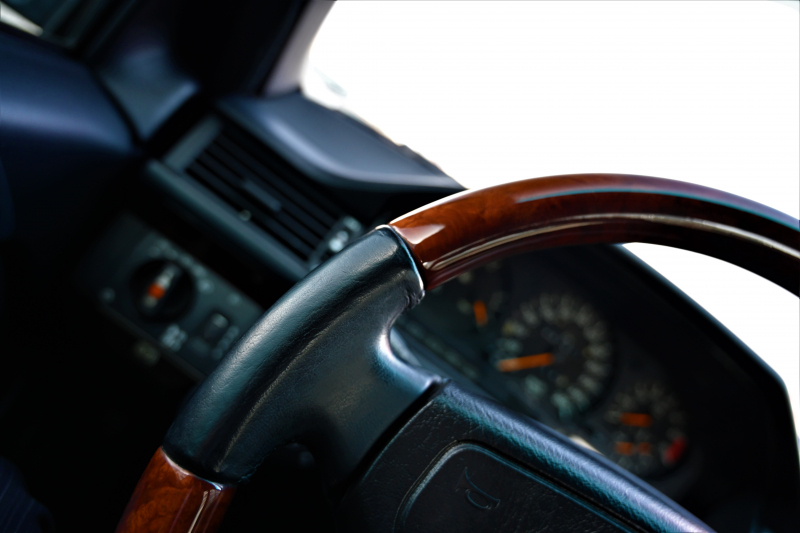 メルセデスベンツ Eクラス 中古車