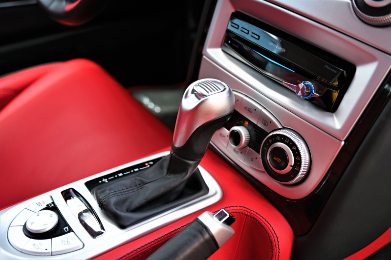 メルセデスベンツ SLRマクラーレン 中古車