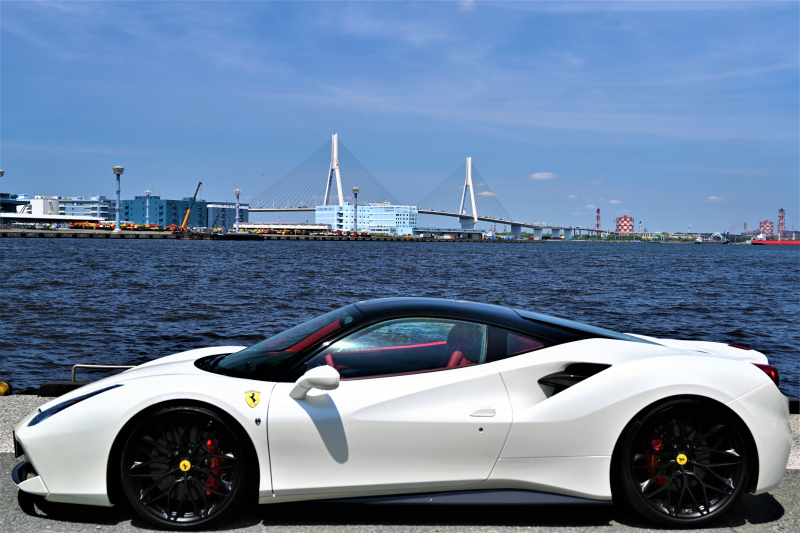 フェラーリ 488GTB 中古車