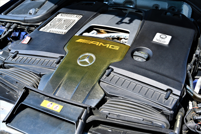 AMG GT 4ドアクーペ 中古車