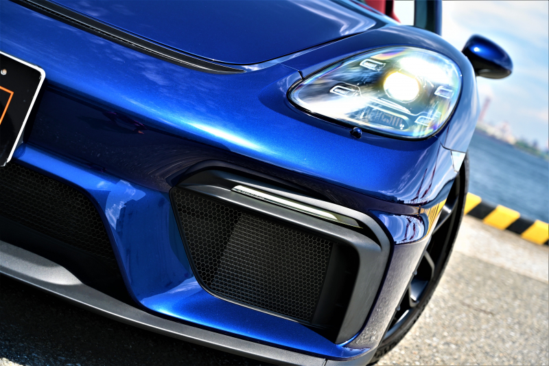 ポルシェ 718スパイダー 中古車