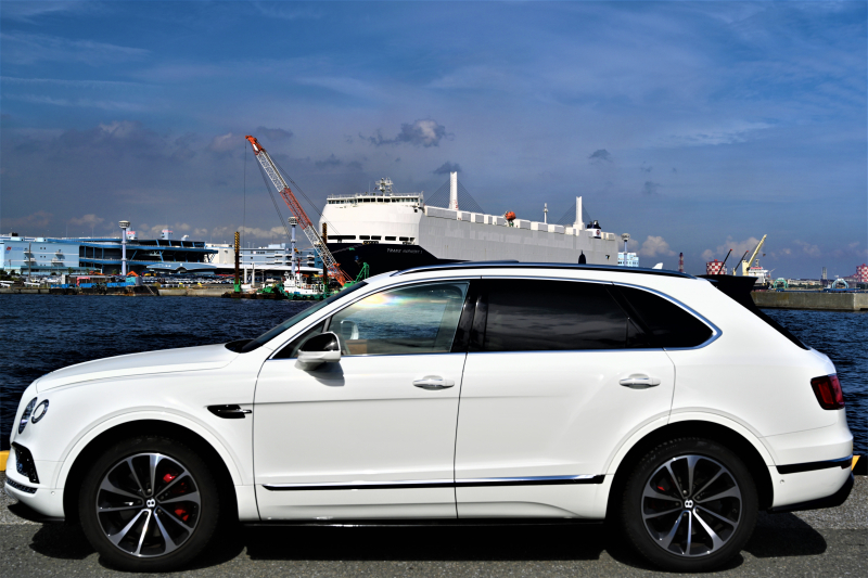 ベントレー ベンテイガ 中古車