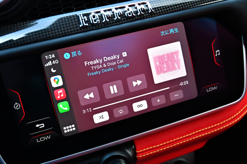 フェラーリ ポルトフィーノ 中古車