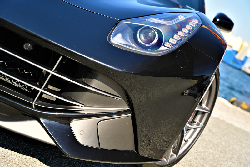 フェラーリ F12ベルリネッタ 中古車