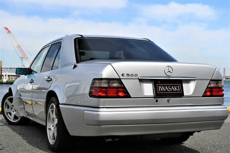 メルセデスベンツ Eクラス 中古車