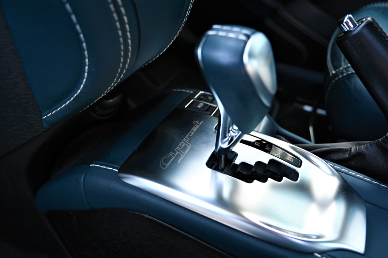 アストンマーティン シグネット 中古車