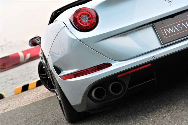 フェラーリ カリフォルニアT 中古車